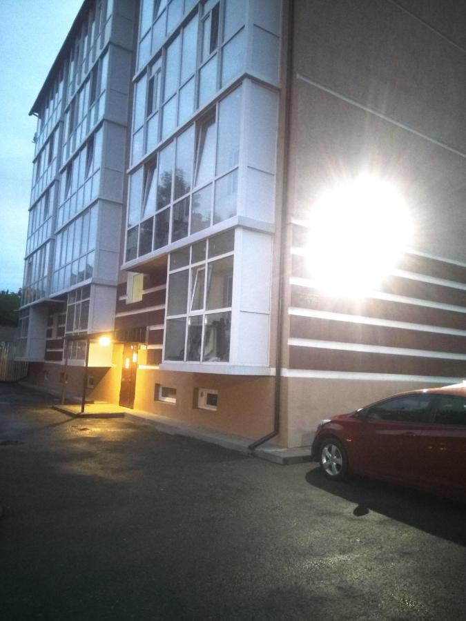 Апартаменты Стадион Металист Tulips Harkiv Exterior foto